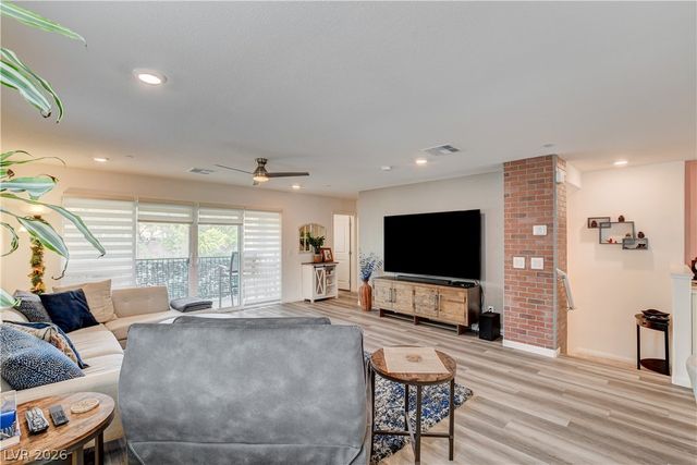 3715 Brilliant Sunset Street, Las Vegas, NV 89129