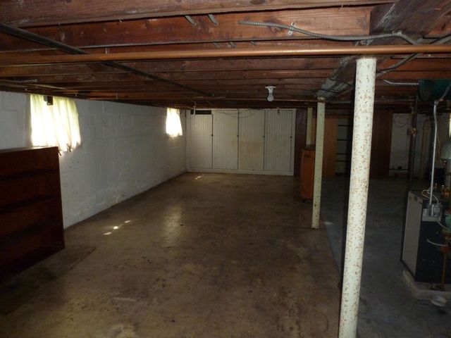 705 Stanton Street, Bay City, MI 48708