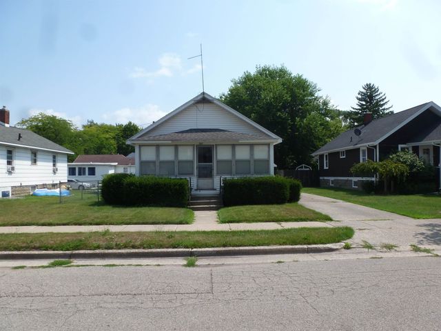 705 Stanton Street, Bay City, MI 48708