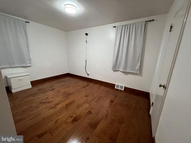 2413 VISTA ST, Philadelphia, PA 19152