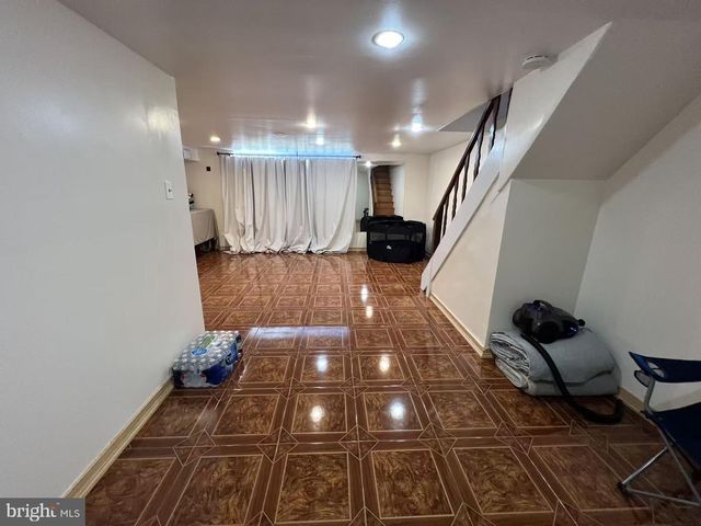 2413 VISTA ST, Philadelphia, PA 19152