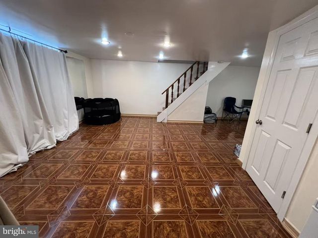 2413 VISTA ST, Philadelphia, PA 19152