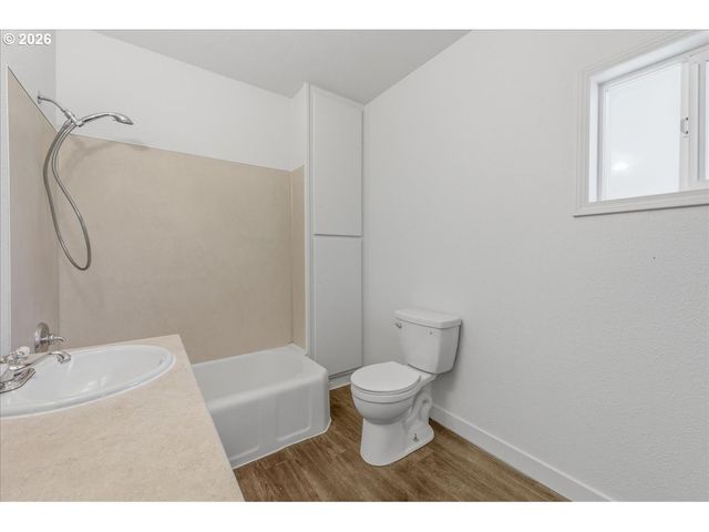 2242 C St, Forest Grove, OR 97116