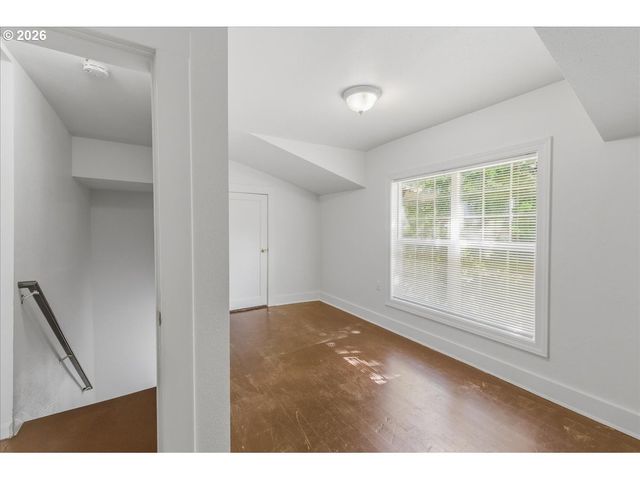 2242 C St, Forest Grove, OR 97116