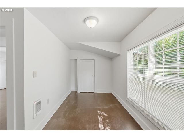 2242 C St, Forest Grove, OR 97116
