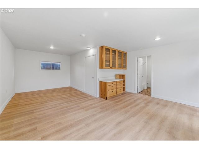 2242 C St, Forest Grove, OR 97116