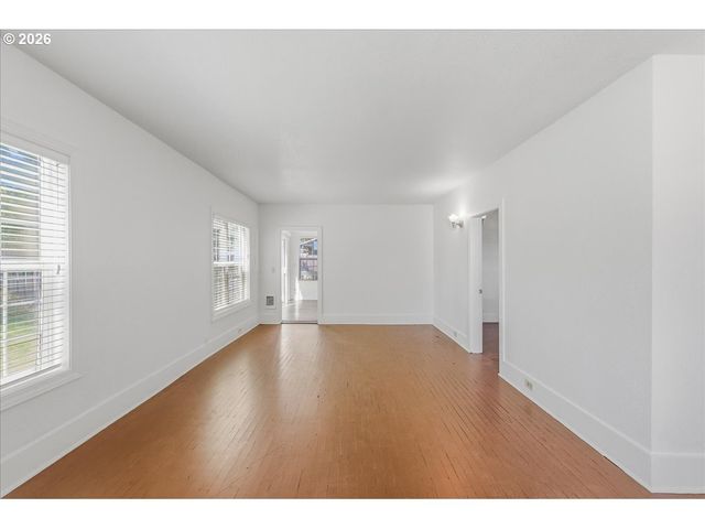 2242 C St, Forest Grove, OR 97116
