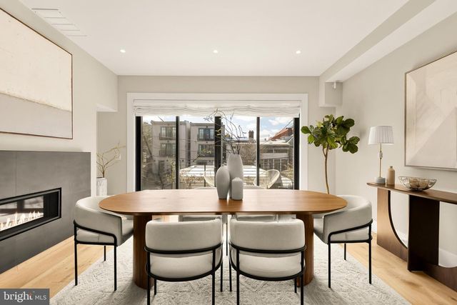 3726 R ST NW, Washington, DC 20007