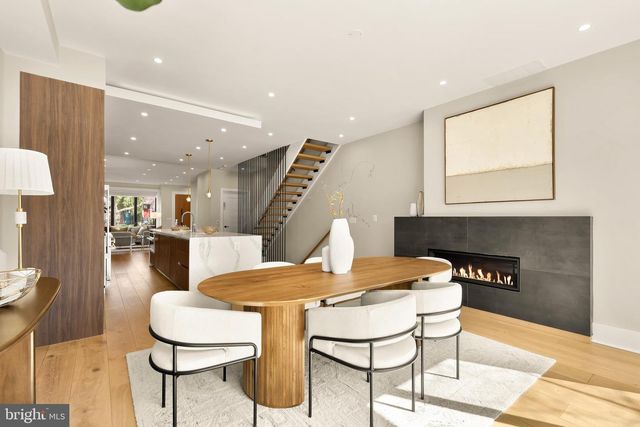 3726 R ST NW, Washington, DC 20007