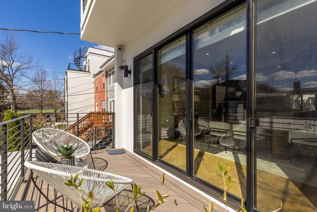 3726 R ST NW, Washington, DC 20007