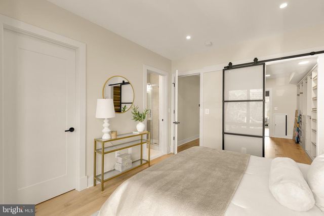 3726 R ST NW, Washington, DC 20007