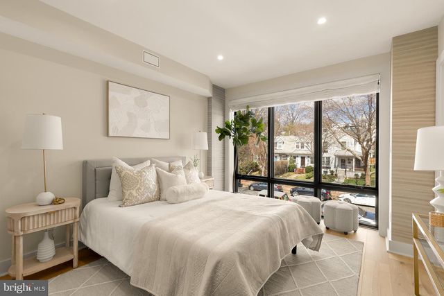 3726 R ST NW, Washington, DC 20007