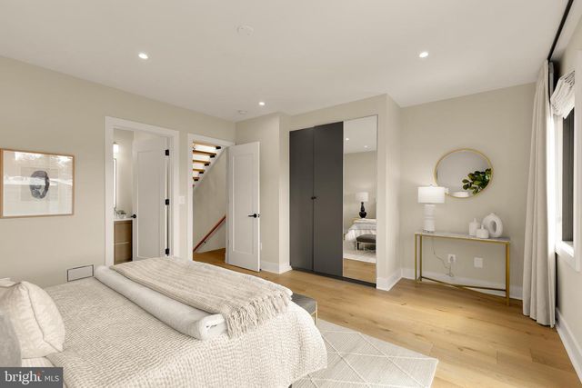 3726 R ST NW, Washington, DC 20007