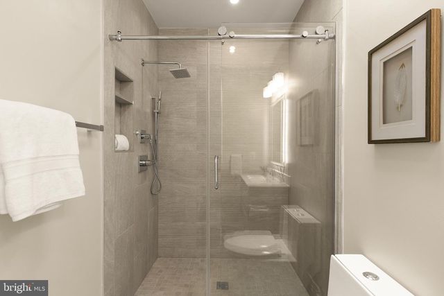 3726 R ST NW, Washington, DC 20007