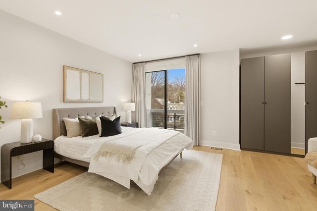 3726 R ST NW, Washington, DC 20007