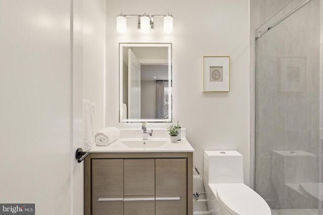 3726 R ST NW, Washington, DC 20007