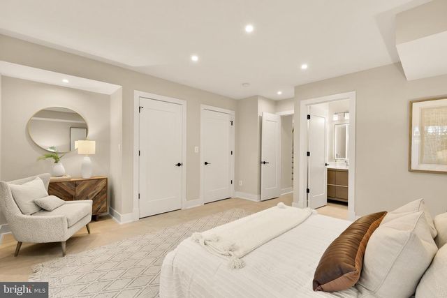 3726 R ST NW, Washington, DC 20007