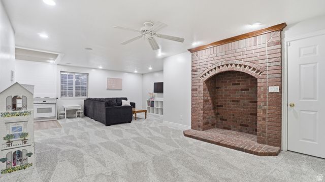 136 N 200 E, Santaquin, UT 84655