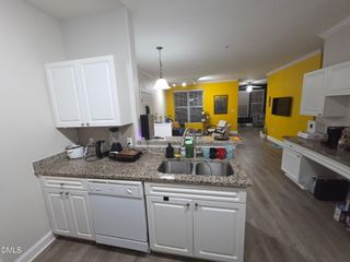 1914 Parkside Village Drive, Clayton, NC 27520