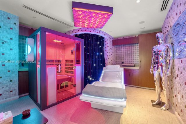 6801 Collins Ave 914, Miami Beach, FL 33141