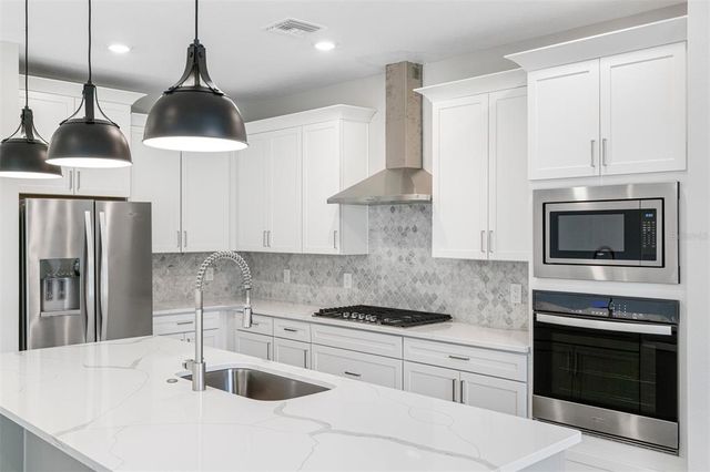 5934 SUMMIT VIEW DRIVE, Brooksville, FL 34601