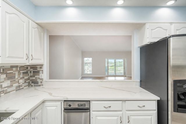 905 N Harbor City Boulevard 303, Melbourne, FL 32935