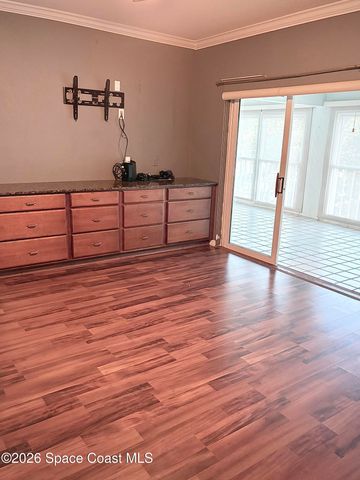 905 N Harbor City Boulevard 303, Melbourne, FL 32935