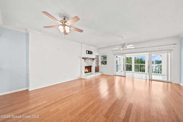 905 N Harbor City Boulevard 303, Melbourne, FL 32935