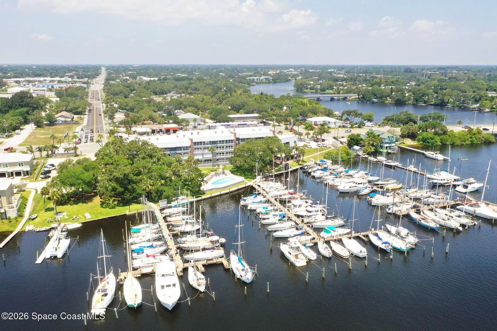 905 N Harbor City Boulevard 303, Melbourne, FL 32935