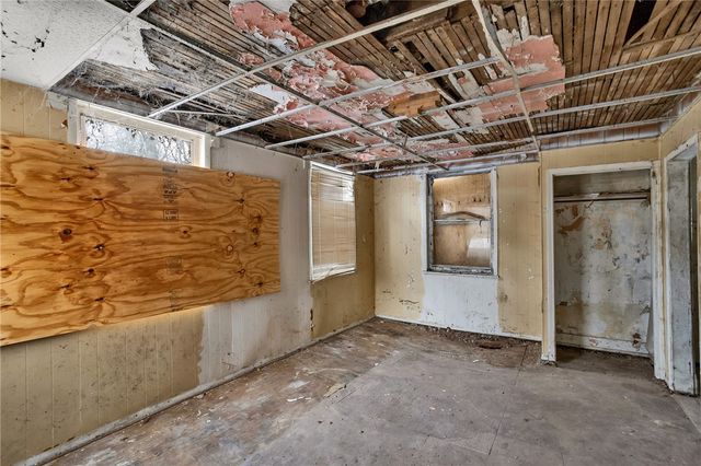 1842 Montier St, Wilkinsburg, PA 15221