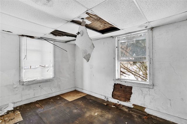 1842 Montier St, Wilkinsburg, PA 15221