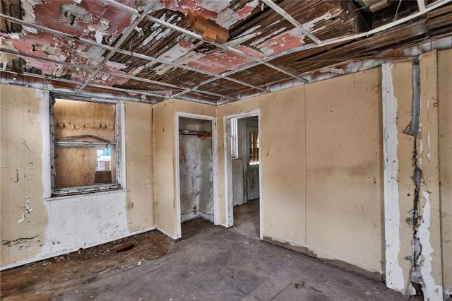 1842 Montier St, Wilkinsburg, PA 15221