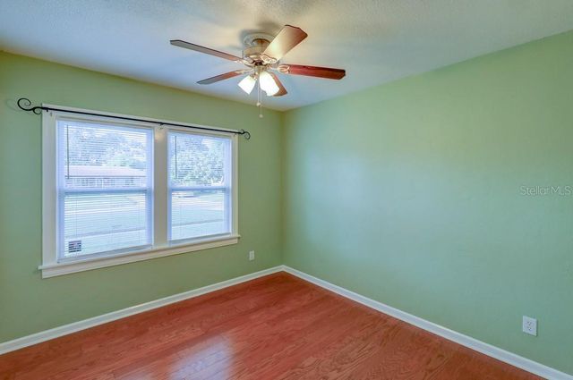 2576 17TH AVENUE N, St Petersburg, FL 33713