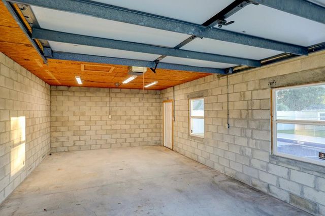 2576 17TH AVENUE N, St Petersburg, FL 33713