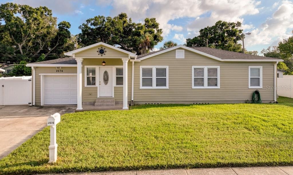 2576 17TH AVENUE N, St Petersburg, FL 33713