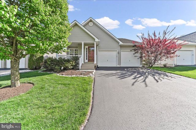418 E GLENVIEW DR, West Grove, PA 19390