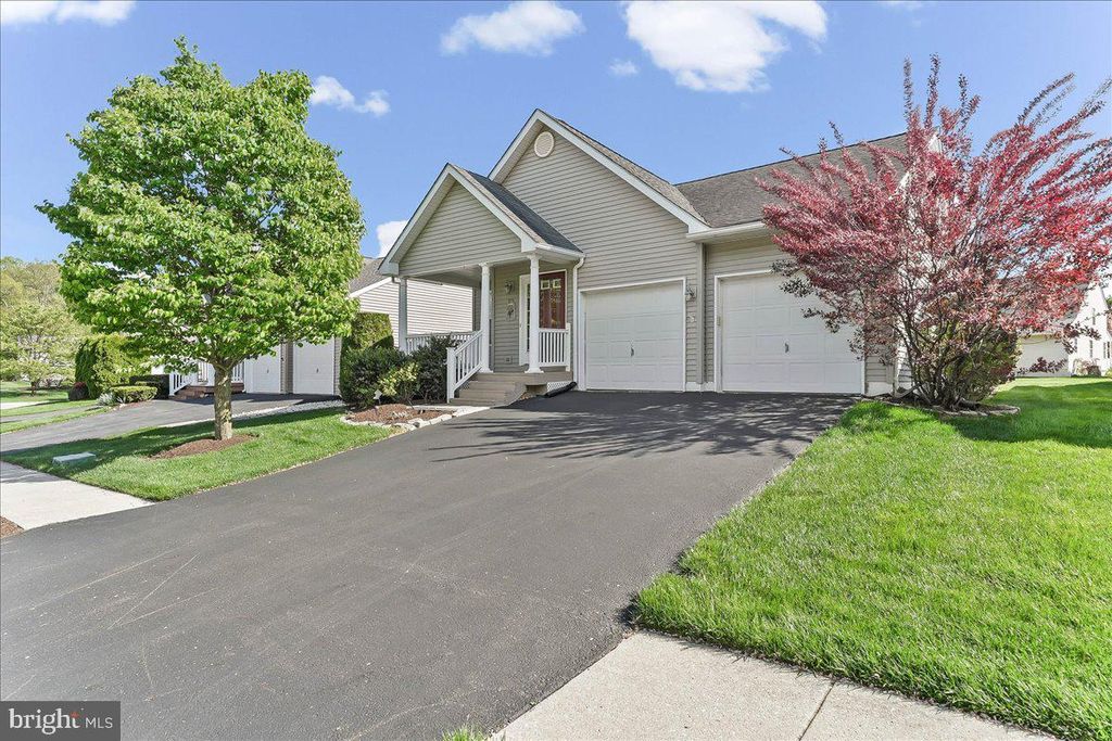 418 E GLENVIEW DR, West Grove, PA 19390