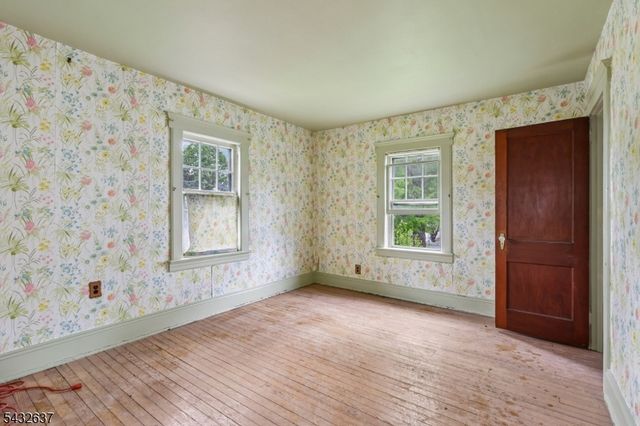 326 Thompson Ave, Roselle Boro, NJ 07203