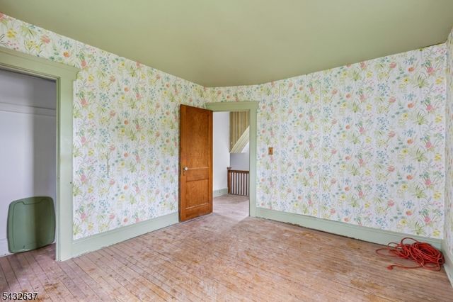 326 Thompson Ave, Roselle Boro, NJ 07203