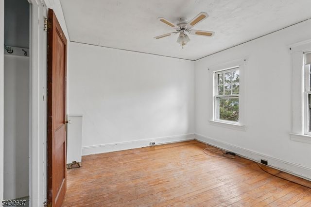 326 Thompson Ave, Roselle Boro, NJ 07203