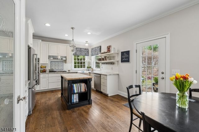 44 Millbrook Rd, Harding Twp., NJ 07976