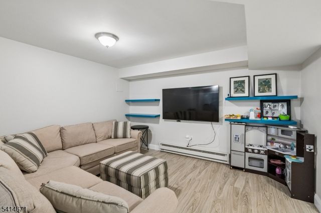 44 Millbrook Rd, Harding Twp., NJ 07976