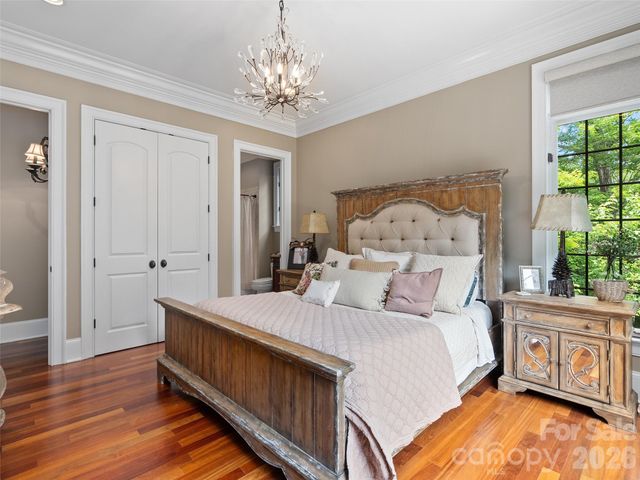 413 Barrington Drive, Asheville, NC 28803