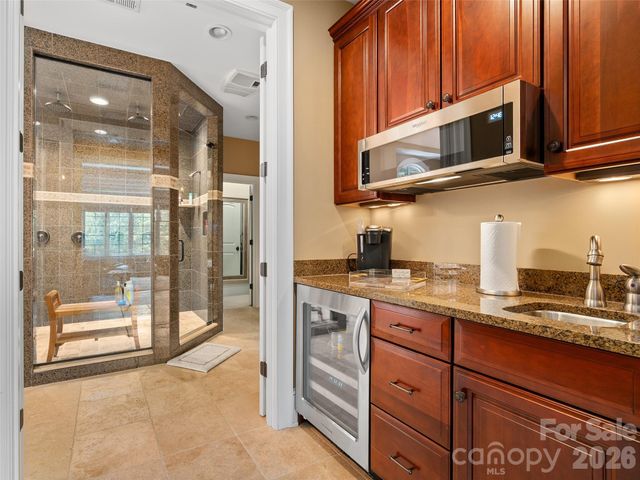 413 Barrington Drive, Asheville, NC 28803