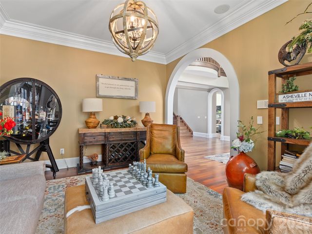 413 Barrington Drive, Asheville, NC 28803
