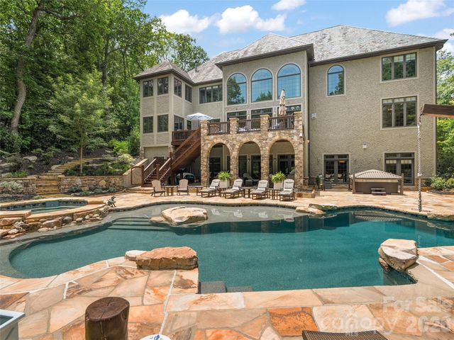 413 Barrington Drive, Asheville, NC 28803