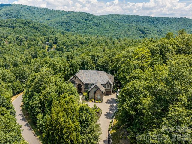 413 Barrington Drive, Asheville, NC 28803