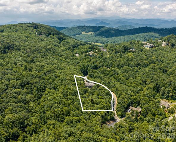 413 Barrington Drive, Asheville, NC 28803