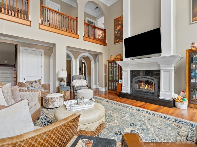 413 Barrington Drive, Asheville, NC 28803