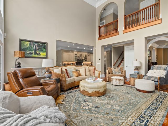 413 Barrington Drive, Asheville, NC 28803